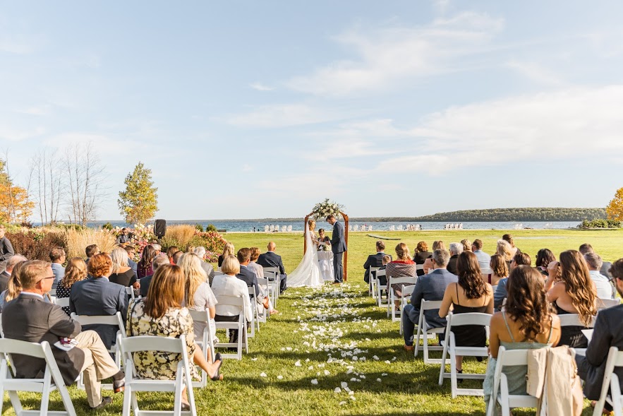 Mission Point Resort – Lakefront Lawn